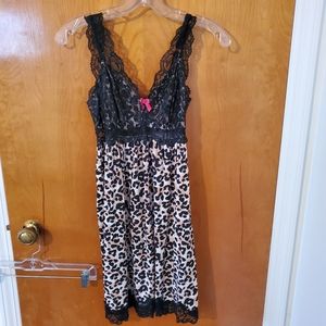 GUC Soma Leopard and Lace Nightgown/ Chemise